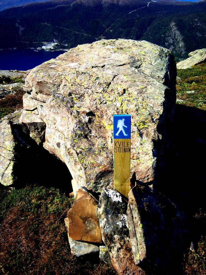 Bremanger Fjord Hotell Svelgen Zewnętrze zdjęcie